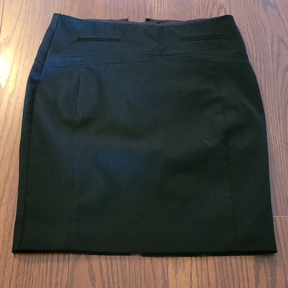 Business Pencil Skirt